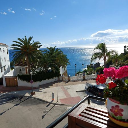 Апартаменти Spectacular Sea Views, 2 Bed,2 Bath Нерха Екстер'єр фото