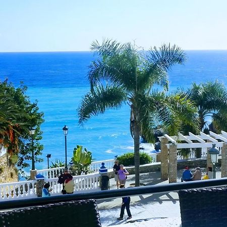Апартаменти Spectacular Sea Views, 2 Bed,2 Bath Нерха Екстер'єр фото