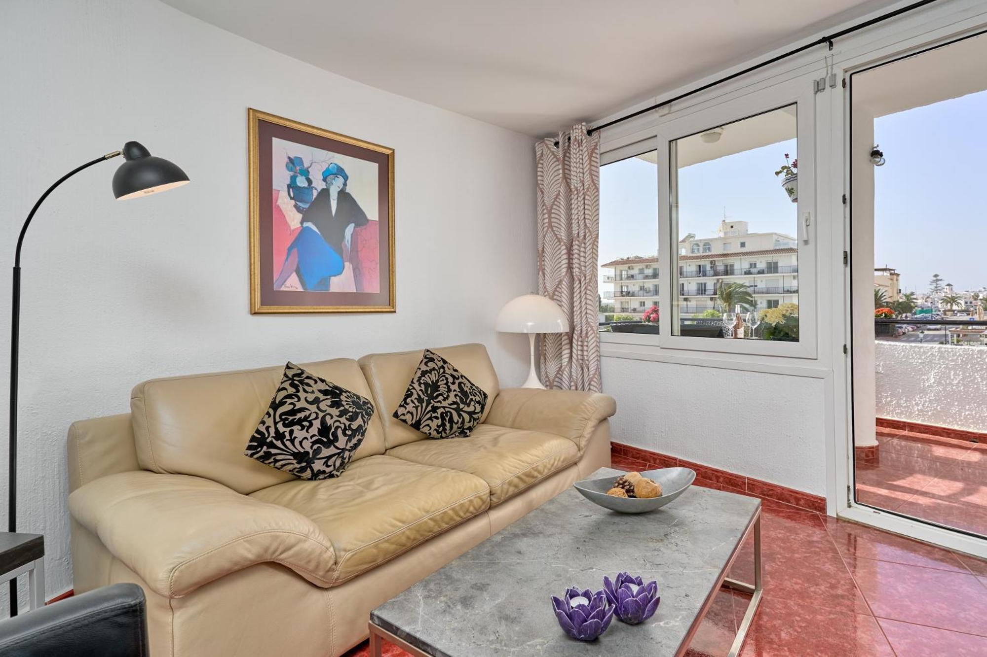 Апартаменти Spectacular Sea Views, 2 Bed,2 Bath Нерха Екстер'єр фото