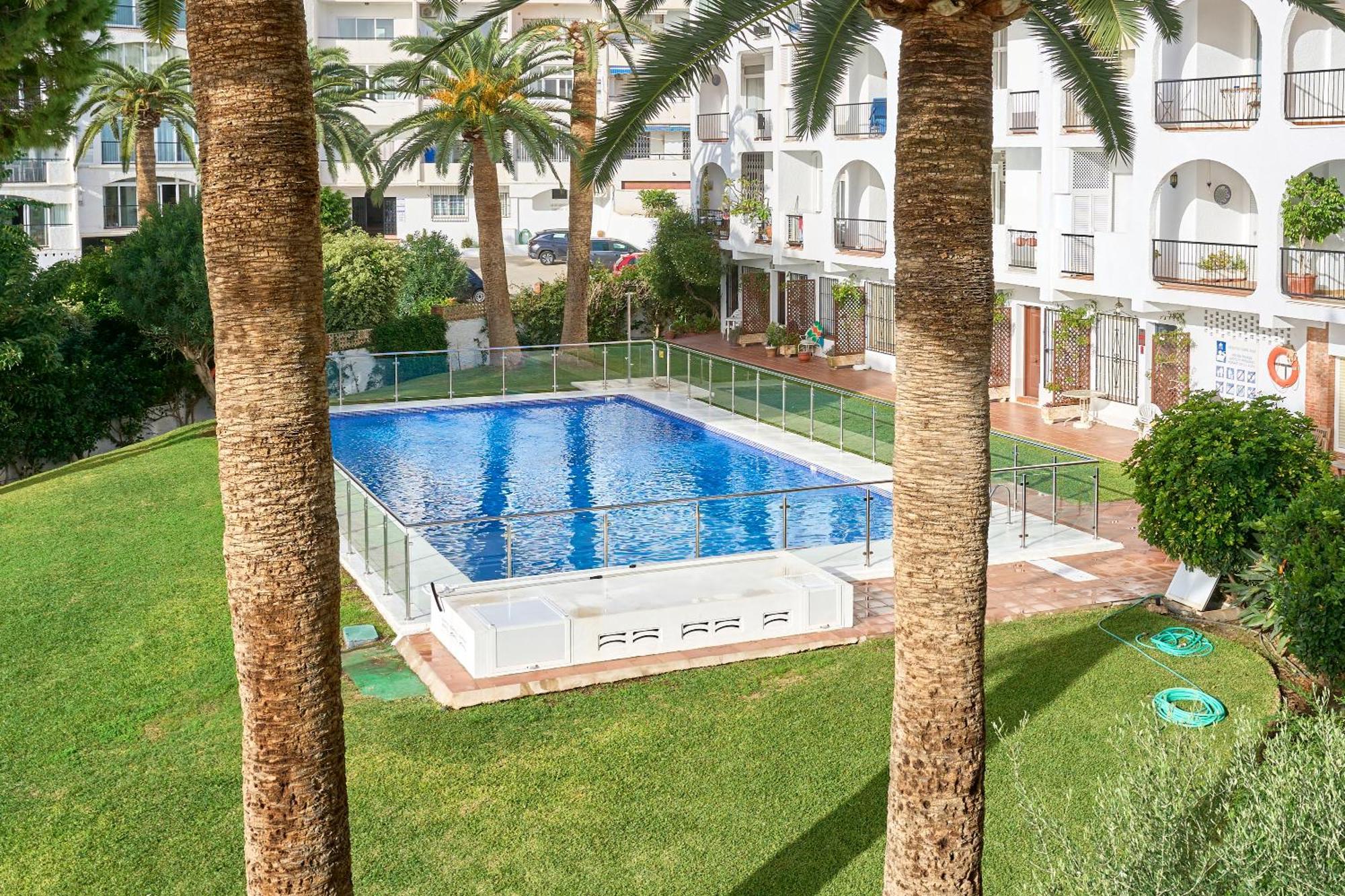 Апартаменти Spectacular Sea Views, 2 Bed,2 Bath Нерха Екстер'єр фото