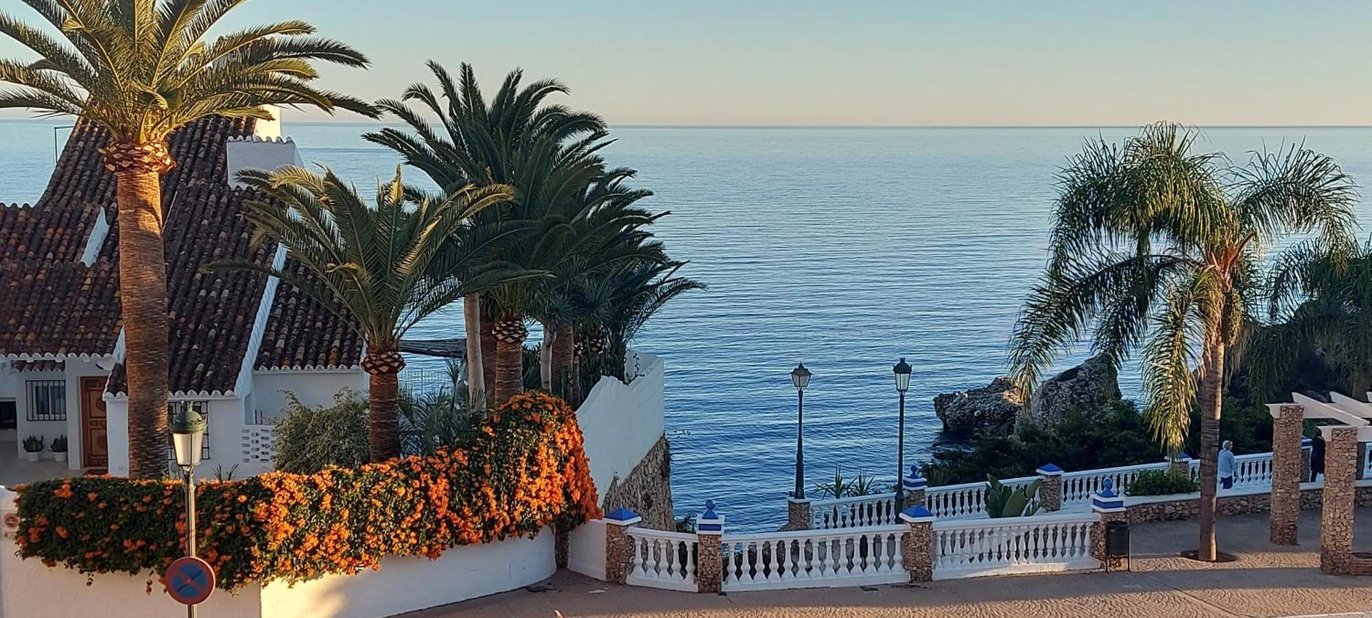 Апартаменти Spectacular Sea Views, 2 Bed,2 Bath Нерха Екстер'єр фото